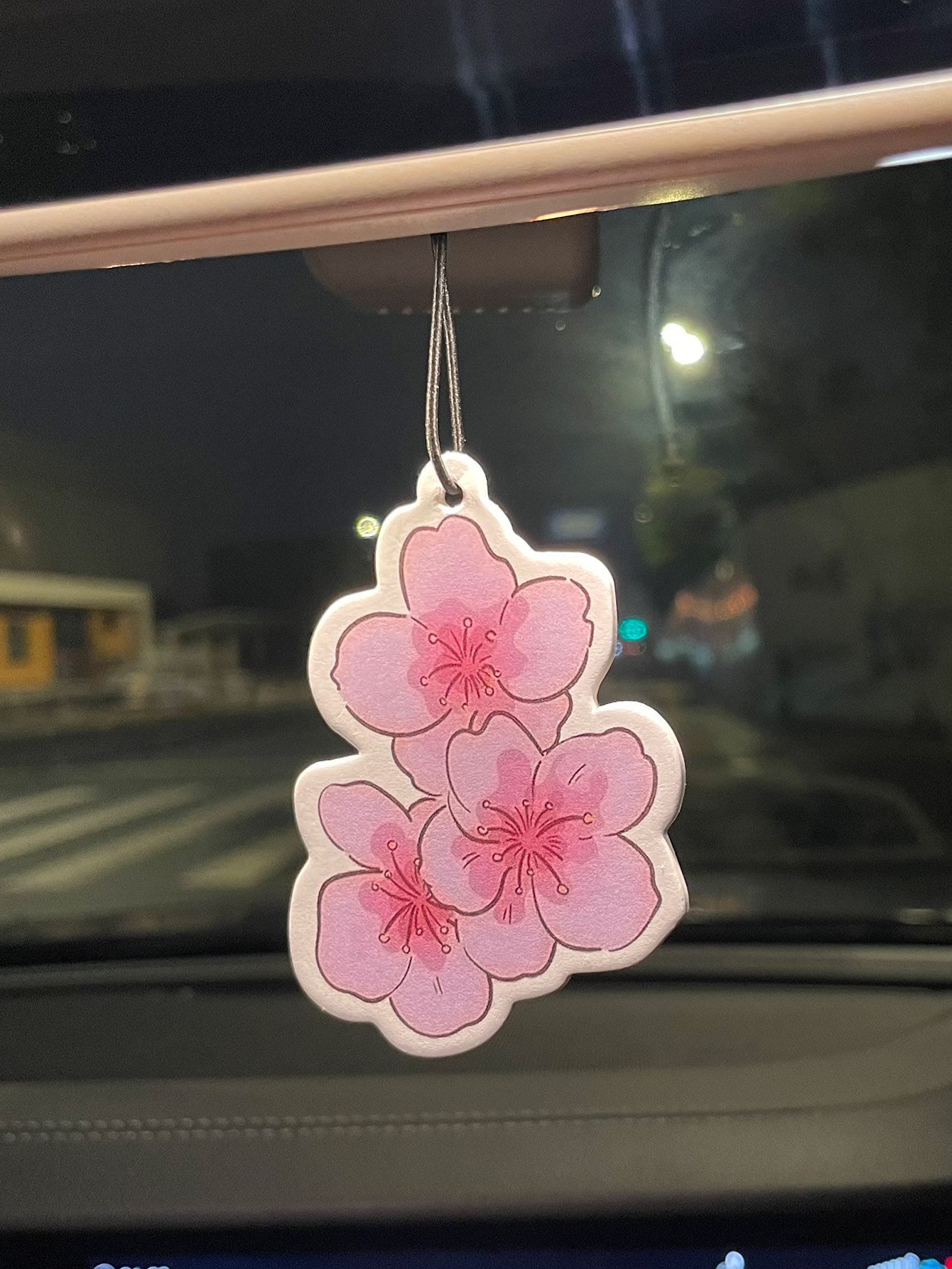 Sakura/Freesia Fresh Scent Fiv - đánh giá và giá Car Accessories Juicy Couture